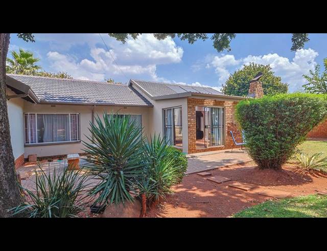 3 BEDROOM HOUSE FOR SALE IN DENNESIG